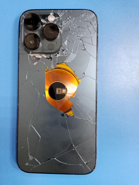 Купить Apple iPhone 14 Pro Max 256GB в Ангарск за 44100 руб.