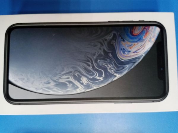 Купить Apple iPhone XR 64GB в Ангарск за 8600 руб.