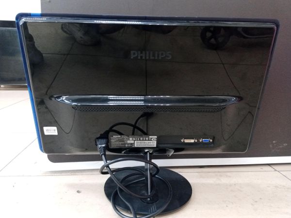Купить Philips 227E3QSU в Ангарск за 2800 руб.