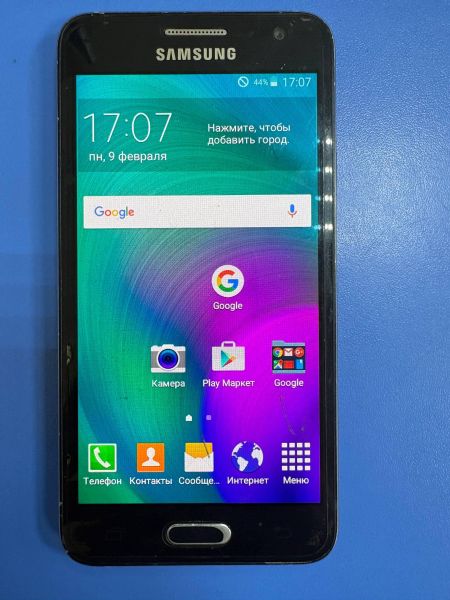 Купить Samsung Galaxy A3 (A300F) Duos в Ангарск за 1200 руб.