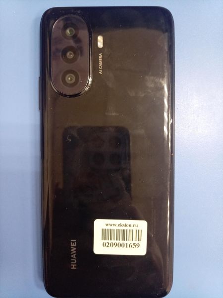 Купить Huawei Nova Y70 4/128GB (MGA-LX9N) Duos в Ангарск за 4400 руб.