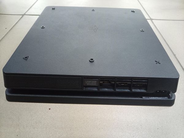 игровая приставка Sony PlayStation 4 Slim 1TB (CUH-2208B) в Ангарск