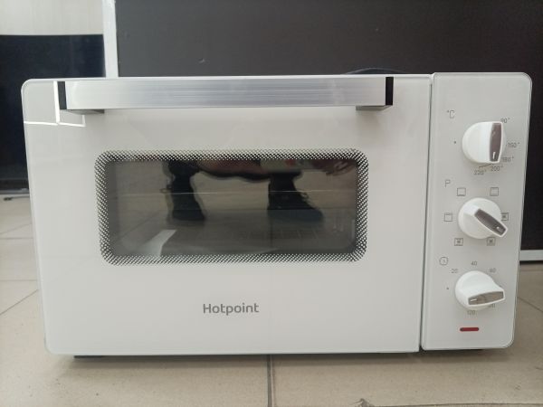 электропечь и электродуховка Hotpoint MFH 306 WH в Ангарск