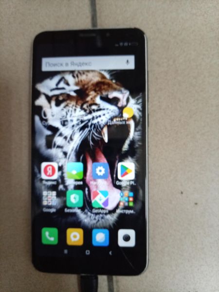 сотовый телефон Xiaomi Redmi 5 Plus 3/32GB (MEG7/MEE7) Duos в Ангарск