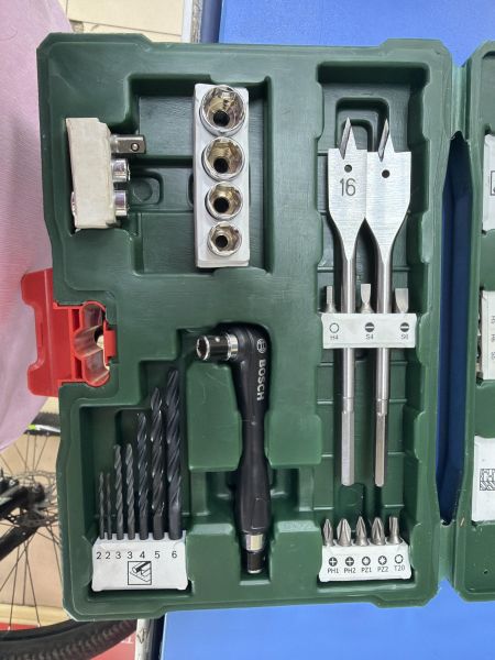 набор инструментов Bosch 70745 PCS 41 (набор сверл, двусторонняя отвертка) в Ангарск