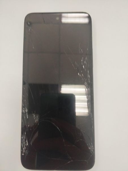 Купить Xiaomi Redmi 13 8/256GB (24040RN64Y) Duos в Новосибирск за 3500 руб.