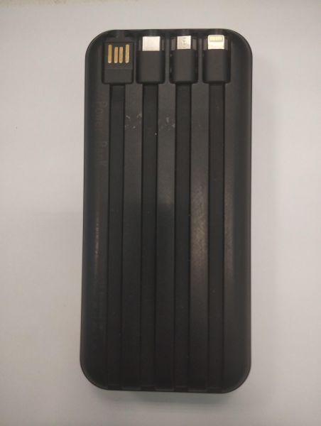 Купить Китайский внешний беспроводной аккумулятор 30000 mAh в Новосибирск за 800 руб.