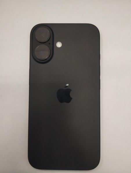 Купить Apple iPhone 16 128GB в Новосибирск за 48700 руб.