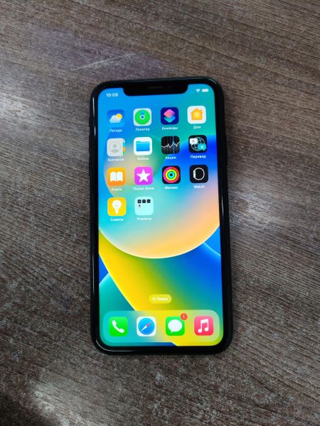 Купить Apple iPhone XR 64GB в Усть-Илимск за 7100 руб.