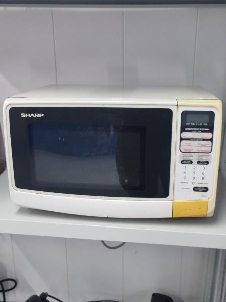 Купить Sharp R-2471J в Усть-Илимск за 2300 руб.