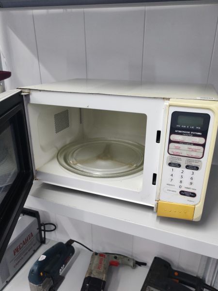 Купить Sharp R-2471J в Усть-Илимск за 2300 руб.