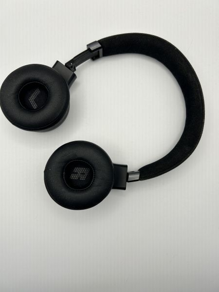 Купить JBL Live 670NC в Усть-Илимск за 2000 руб.