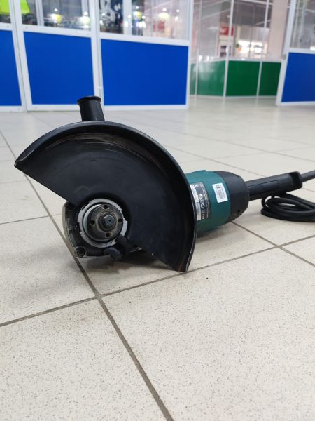 шлифмашина угловая сетевая Makita 9069 в Усть-Илимск