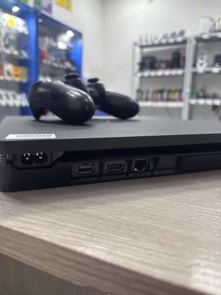 игровая приставка Sony PlayStation 4 Slim 1TB (CUH-2208B) в Усть-Илимск