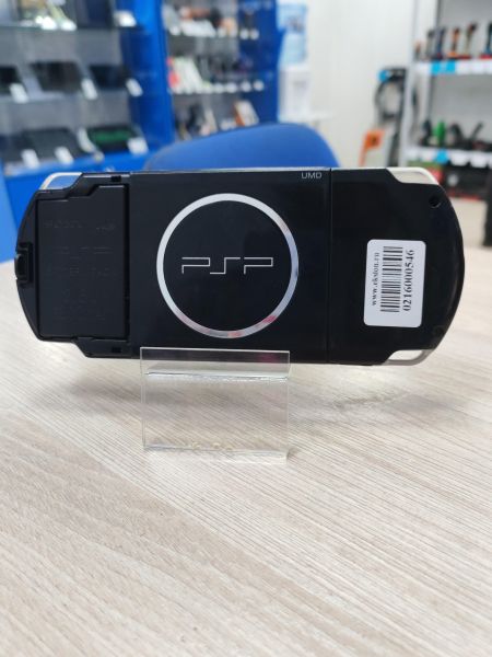 игровая приставка Sony PlayStation Portable (PSP-3008) с СЗУ в Усть-Илимск