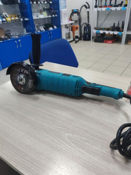 шлифмашина угловая сетевая Реплика Makita 8914HN в Усть-Илимск