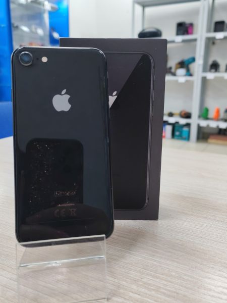 сотовый телефон Apple iPhone 8 64GB в Усть-Илимск