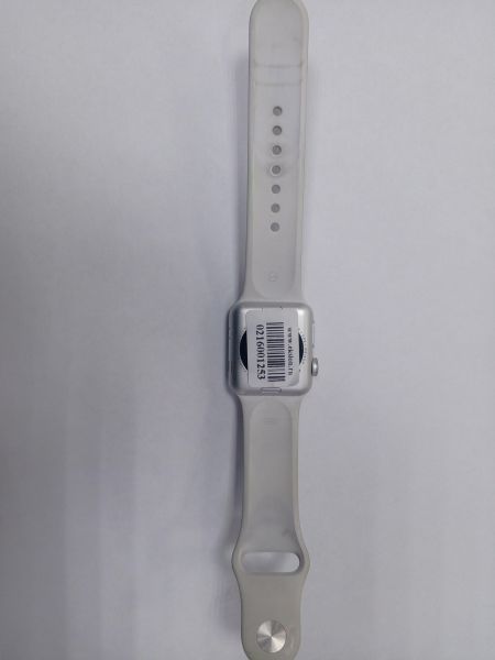 умные часы и браслеты Apple Watch Series 3 38mm (A1858) с СЗУ в Усть-Илимск