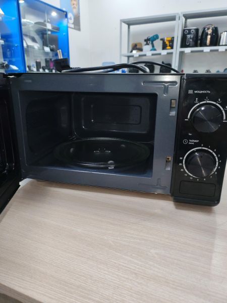 микроволновая печь (свч) Hyundai HYM-M2045 в Усть-Илимск