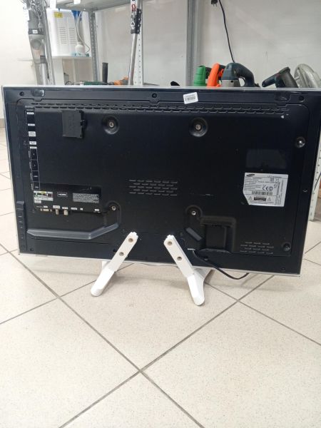 телевизор Samsung UE32D6530WS в Усть-Илимск