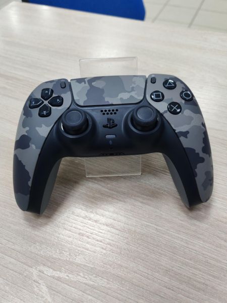 контроллер и геймпад Sony PlayStation DualSense (CFI-ZCT2W) в Усть-Илимск