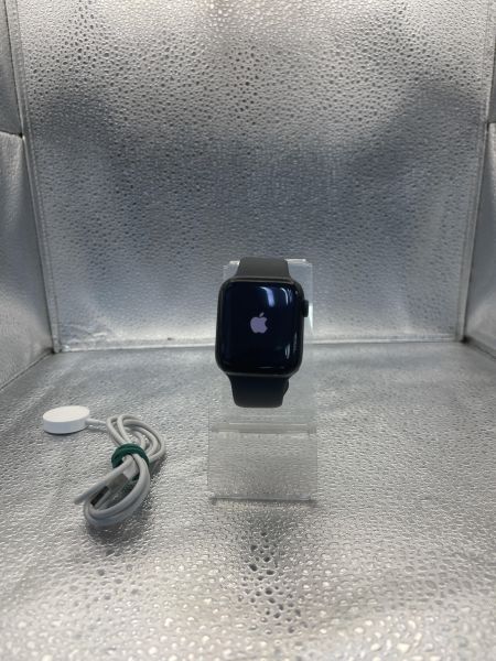 умные часы и браслеты Apple Watch SE 2 44mm (A2723) с СЗУ в Томск