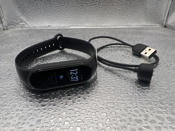 умные часы и браслеты Xiaomi Mi Smart Band 5 (XMSH10HM) c СЗУ в Томск