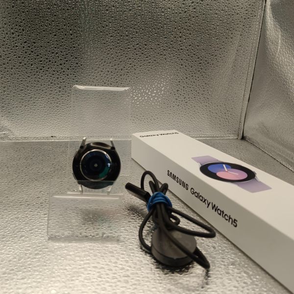 умные часы и браслеты Samsung Galaxy Watch 5 40mm (SM-R900) с СЗУ в Томск
