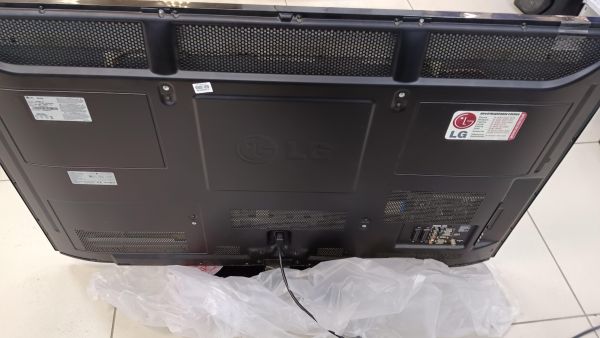 телевизор LG 50PZ250 в Томск