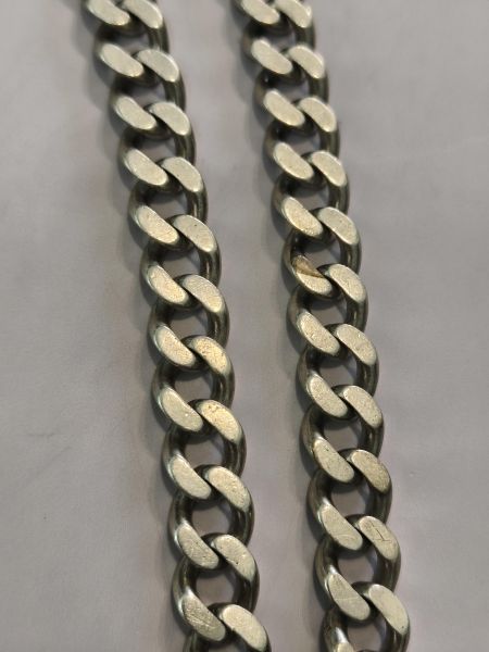 серебряный браслет Браслет серебро 925 32,20g, вес изделия 32.23g, длина 22 см, 00 нет камней в Иркутск