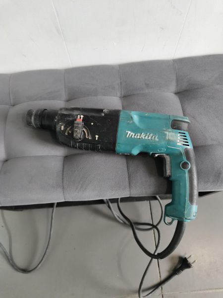 перфоратор сетевой Makita HR2450 в Иркутск