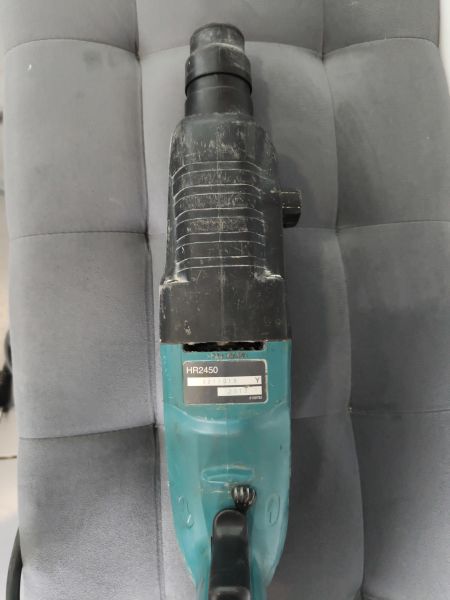 перфоратор сетевой Makita HR2450 в Иркутск