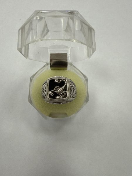 серебряное кольцо Кольцо серебро 925 4,53g, вес изделия 5.87g, размер 19 в Иркутск