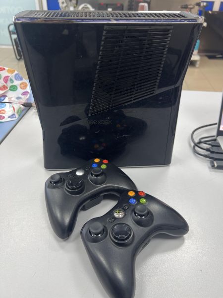 игровая приставка Microsoft Xbox 360 S 1TB (1439) в Иркутск