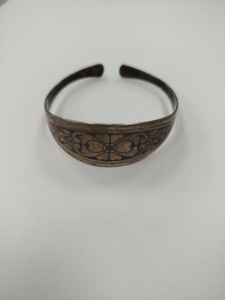 серебряный браслет Браслет серебро 925 14,00g, вес изделия 14g, длина 18 см, 00 нет камней в Иркутск