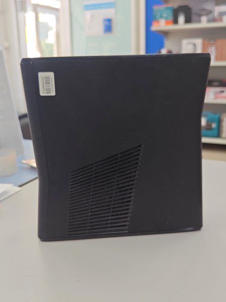 игровая приставка Microsoft Xbox 360 S 250GB (1439) в Иркутск