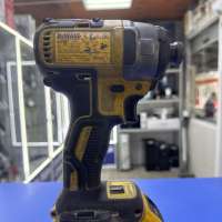 DeWALT DCF887P2 