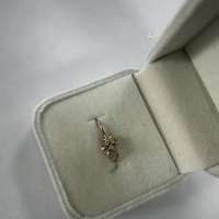 Серьга одна золото 585 0,30g, вес изделия 0.3g