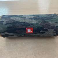 JBL Flip 4