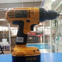 DeWALT DC728 с СЗУ