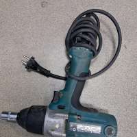 Makita TW0200