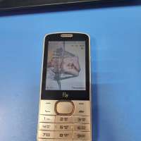 Fly TS111+  три сим карты
