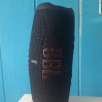 JBL Charge 5