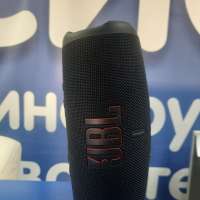 JBL Charge 5