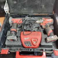 Milwaukee M12 FPD + Milwaukee M12 FCOT с СЗУ