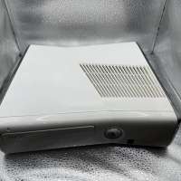 Microsoft Xbox 360 S 4GB (1439)