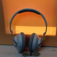 JBL Quantum 100 (без микрофона)