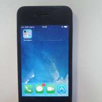 Apple iPhone 4 32GB  с СЗУ