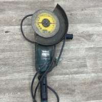 Makita GA9020