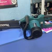 Makita UC3520A